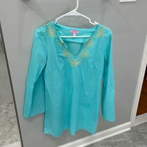 Beautiful Lilly Pulitzer tunic top size small